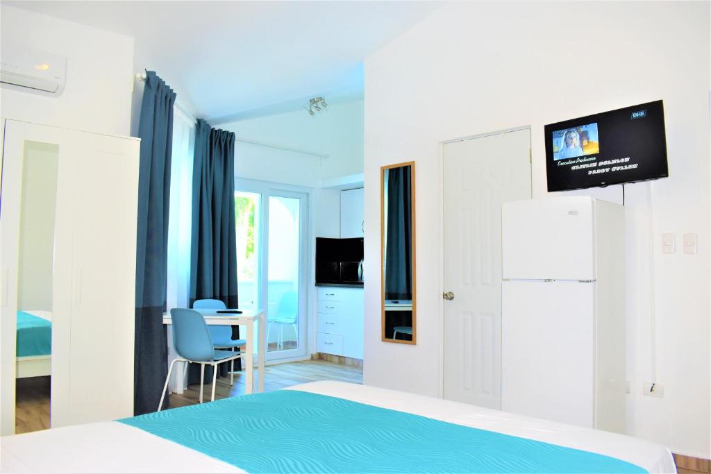 Superior 1 King Bed Garden View